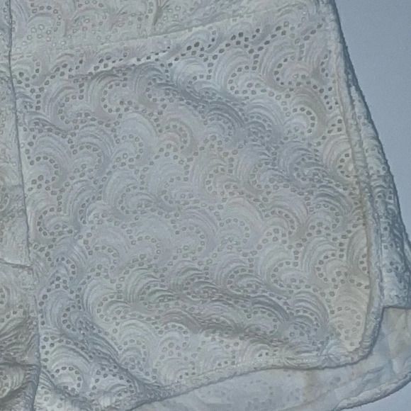 Theory White Cotton Embroidery Shorts Size 6 - Picture 3 of 6